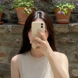 女性会員の画像